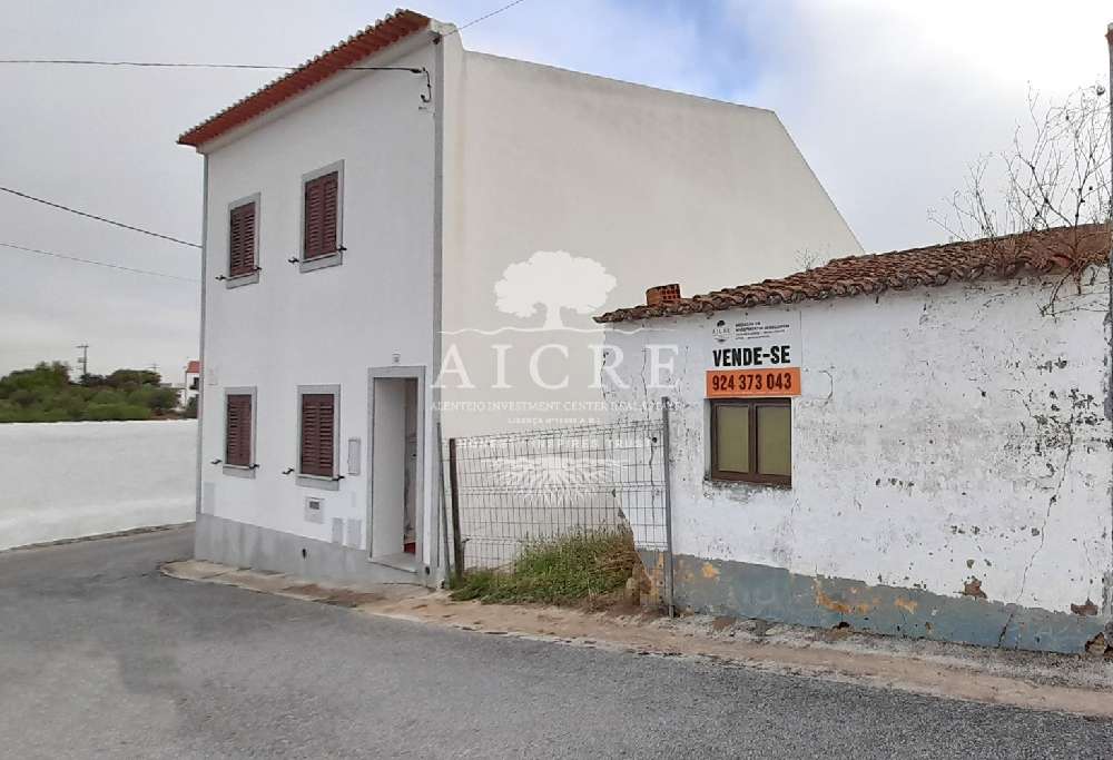 Viana do Alentejo Viana Do Alentejo 土地 照片 #request.properties.id#