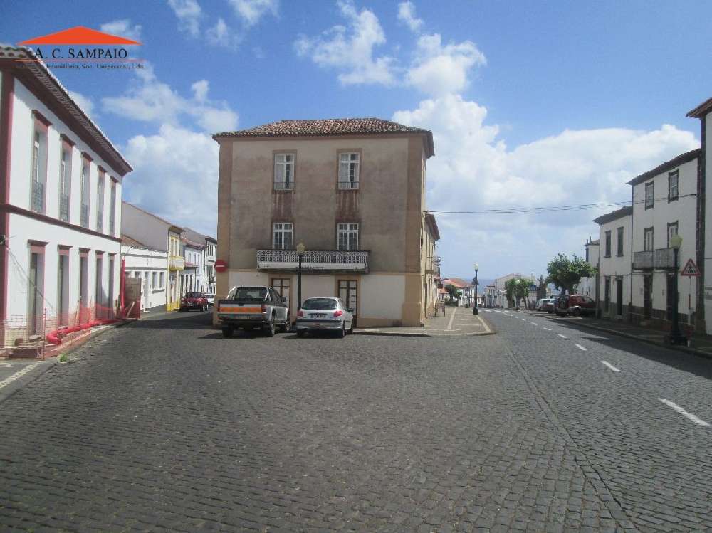 Vila do Porto Vila Do Porto commerce photo 173512