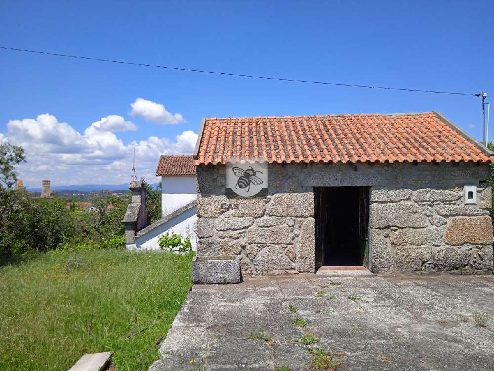 Azere Tábua hus photo 171513