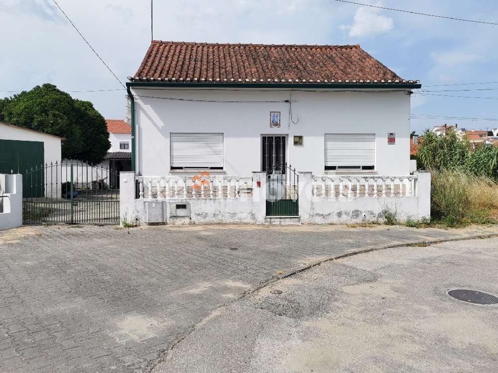Vila Nova da Barquinha Vila Nova Da Barquinha 屋 照片 #request.properties.id#