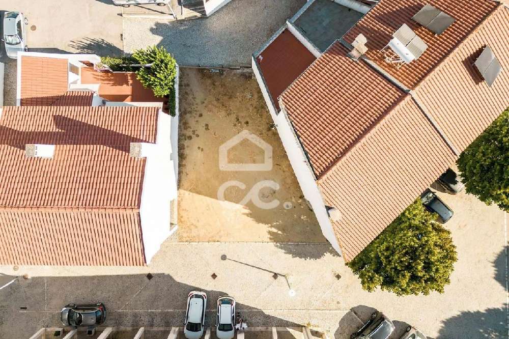 Vendas Novas Vendas Novas terreno foto #request.properties.id#