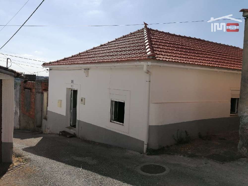 Bugalhos Alcanena casa foto #request.properties.id#