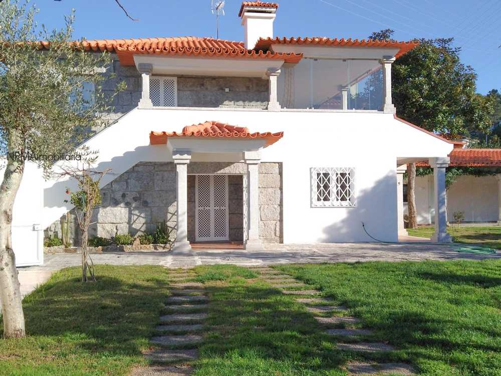  for sale house  Fafe  Fafe 2