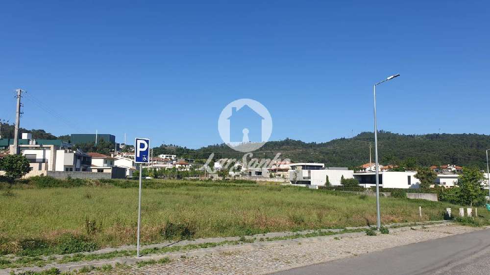  kaufen Grundstück  Corvite  Guimarães 2