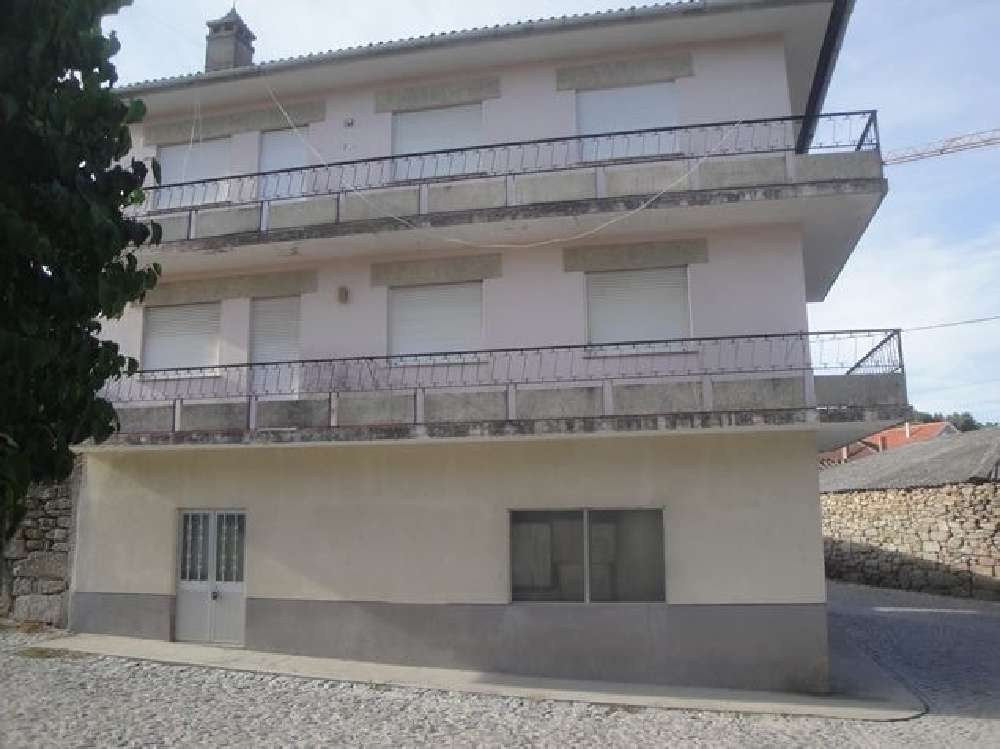 Casteição Mêda casa foto #request.properties.id#