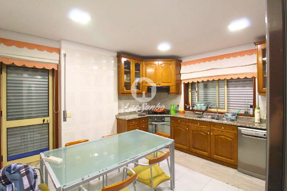 Silva Barcelos 公寓 照片 #request.properties.id#