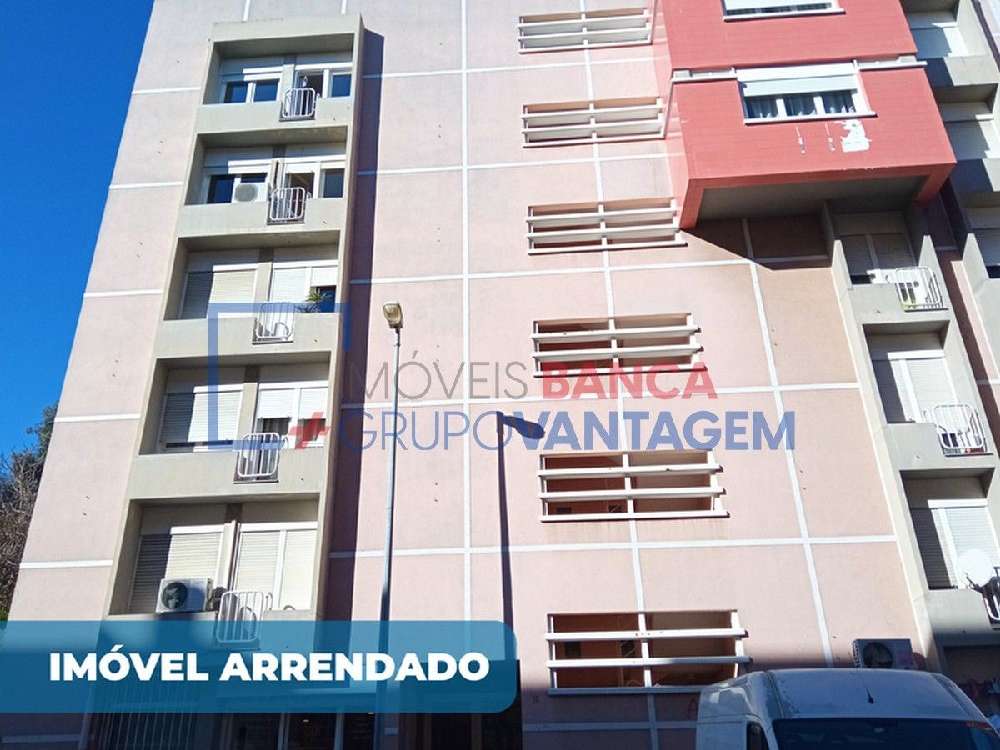  köpa lägenhet  Trafaria  Almada 1