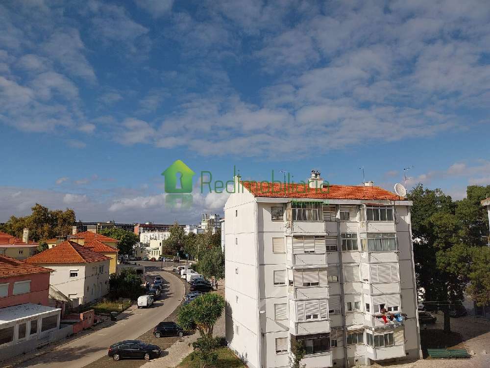 Paço de Arcos Oeiras apartamento foto #request.properties.id#