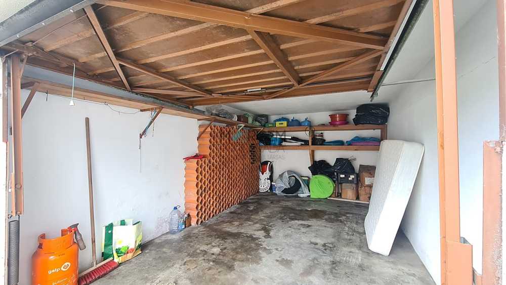  köpa garage  Rio  Celorico De Basto 7