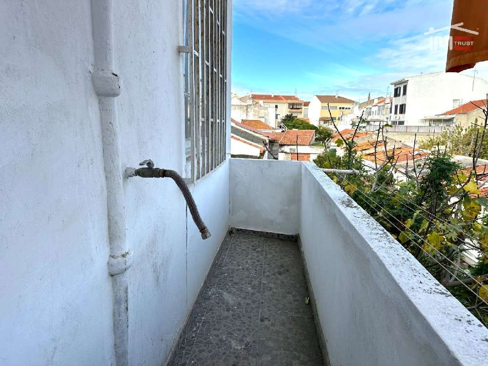  köpa lägenhet  Baixa da Banheira  Moita 3