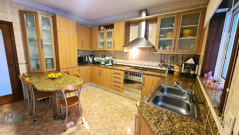  for sale house  Lago  Amares 2