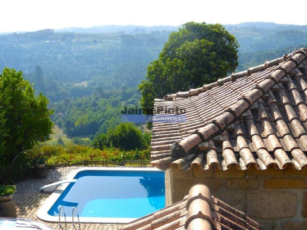 Fataunços Vouzela casa foto #request.properties.id#