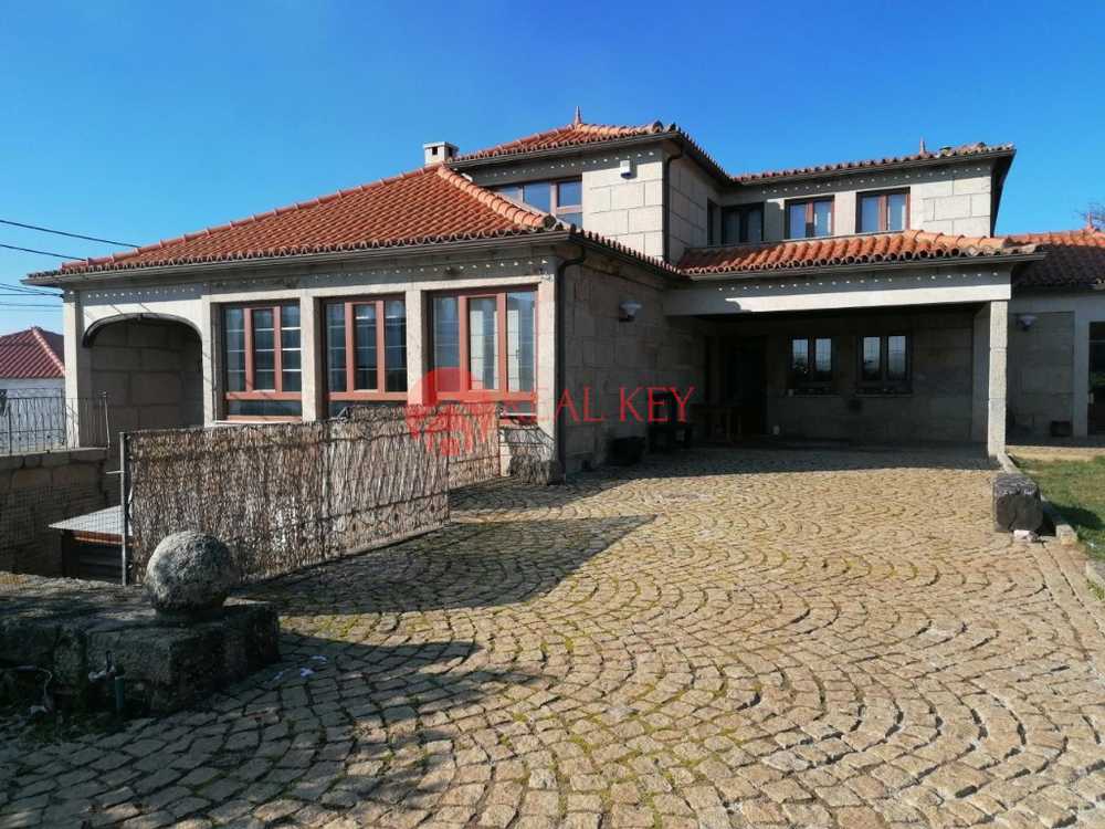 Nogueira Boticas casa foto #request.properties.id#