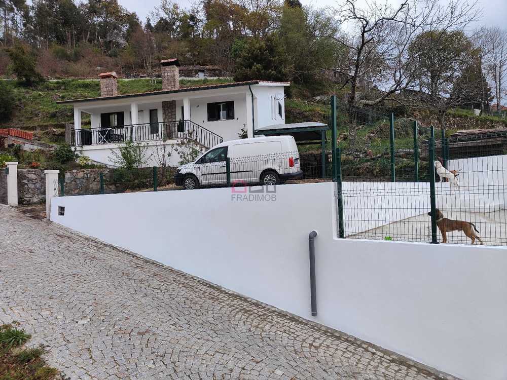 Varzielas Oliveira De Frades casa foto #request.properties.id#