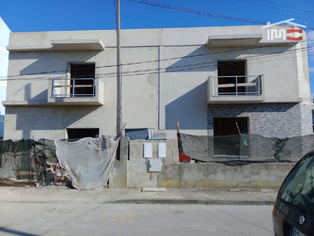 Fernão Ferro Seixal casa foto #request.properties.id#
