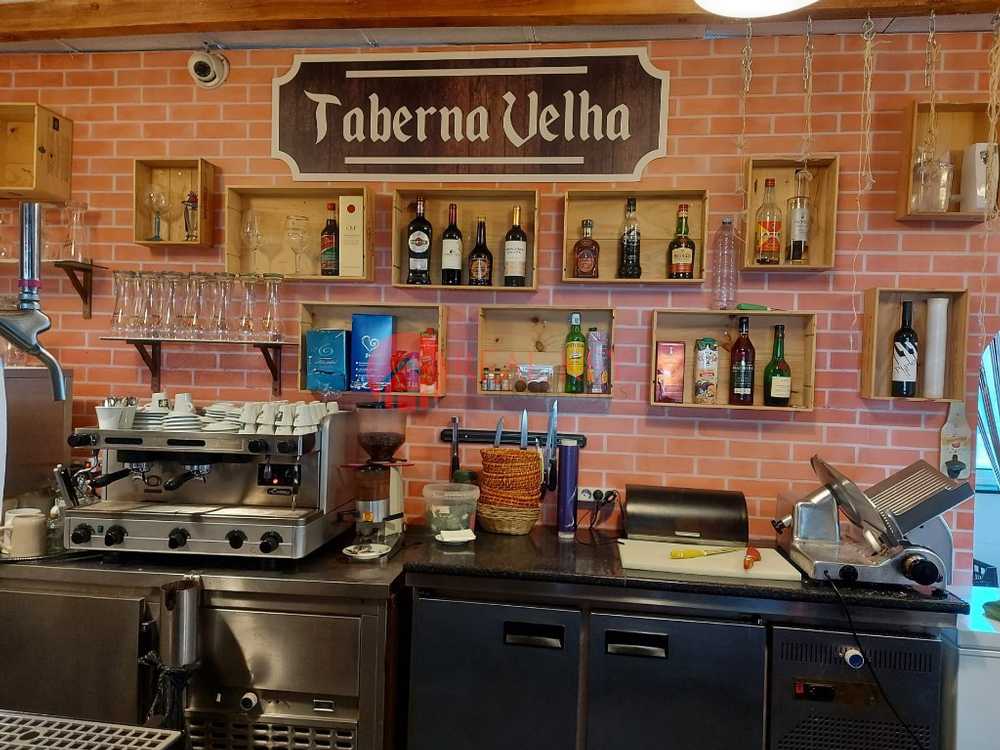 Canelas Penafiel local comercial foto #request.properties.id#