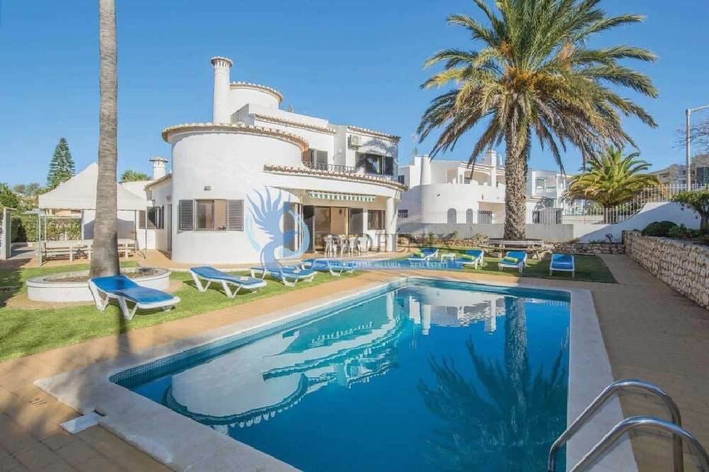  for sale villa  Parchal  Lagoa (Algarve) 3