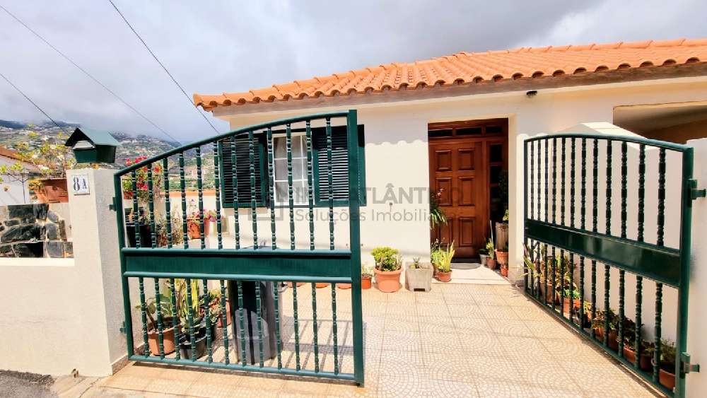 Câmara de Lobos Câmara De Lobos villa foto #request.properties.id#