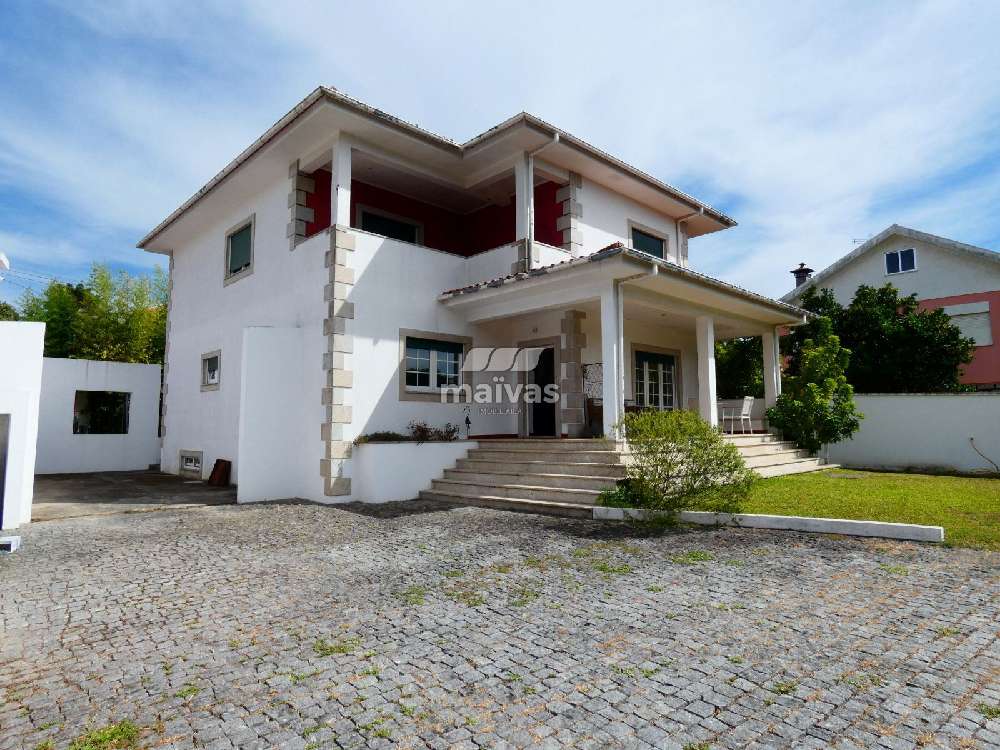 Lanhas Vila Verde casa foto #request.properties.id#
