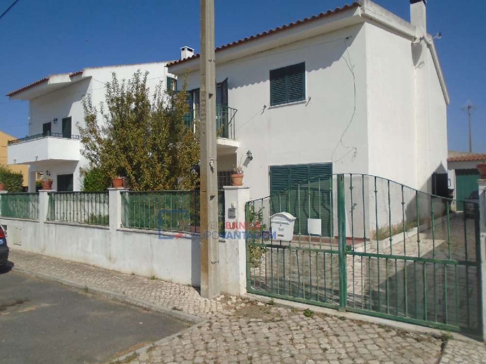 Samora Correia Benavente 屋 照片 #request.properties.id#