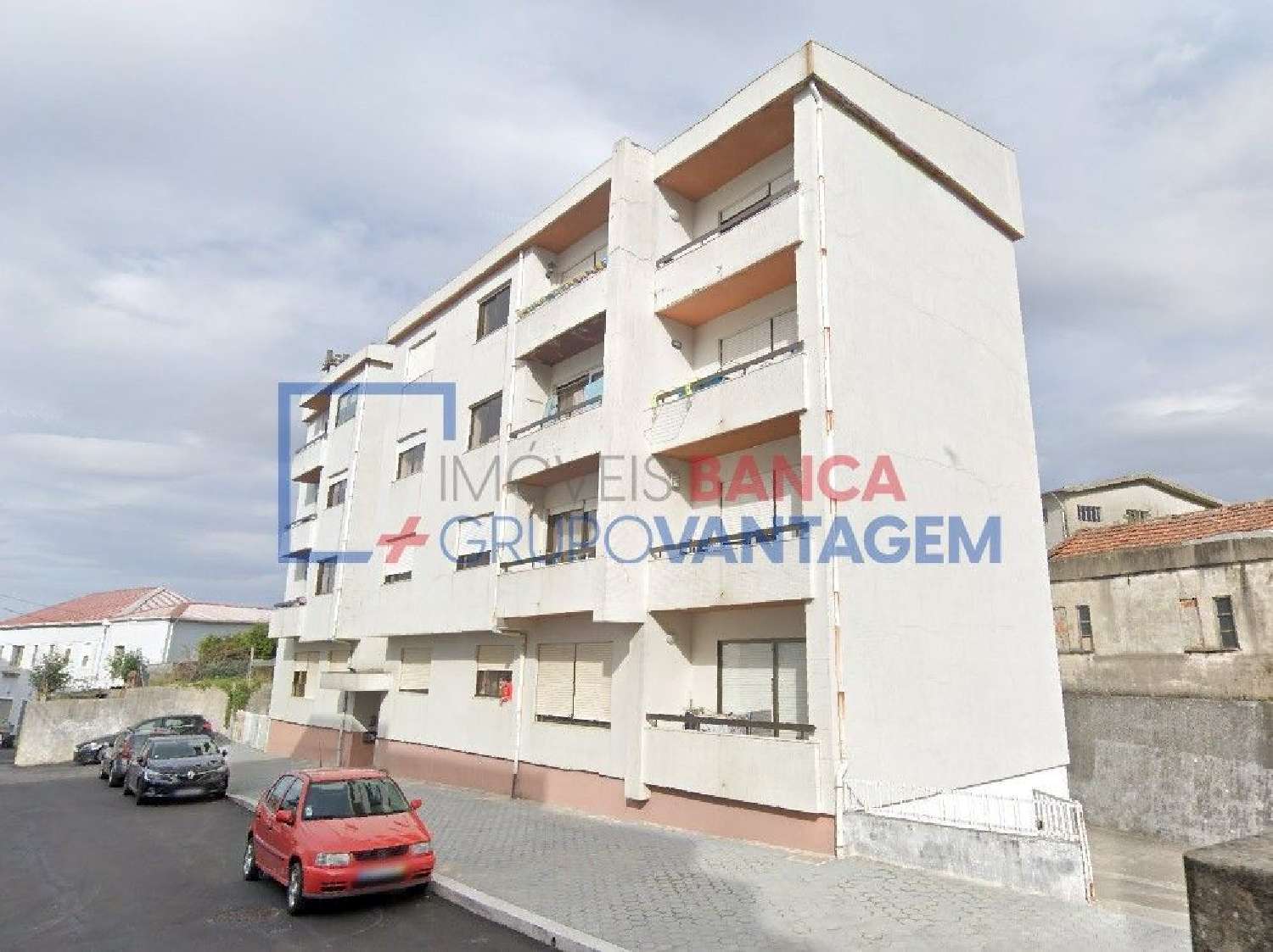  à venda apartamento Oliveira do Douro Cinfães 1