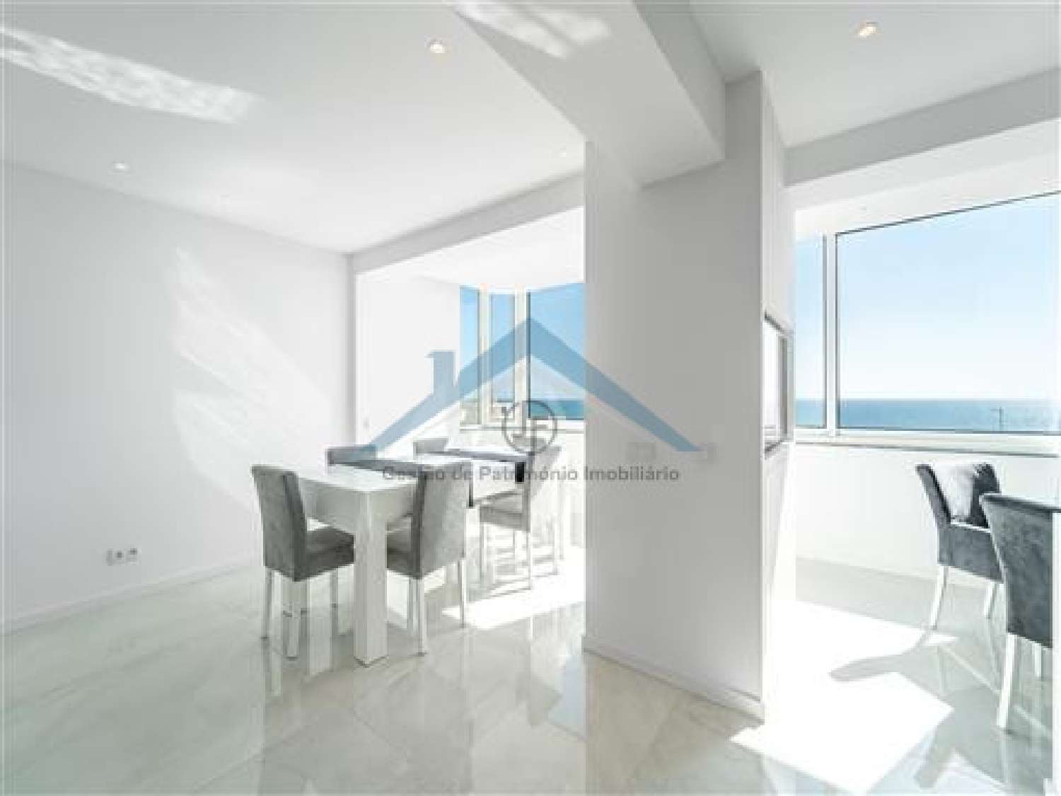 for sale apartment Quarteira Loulé 2