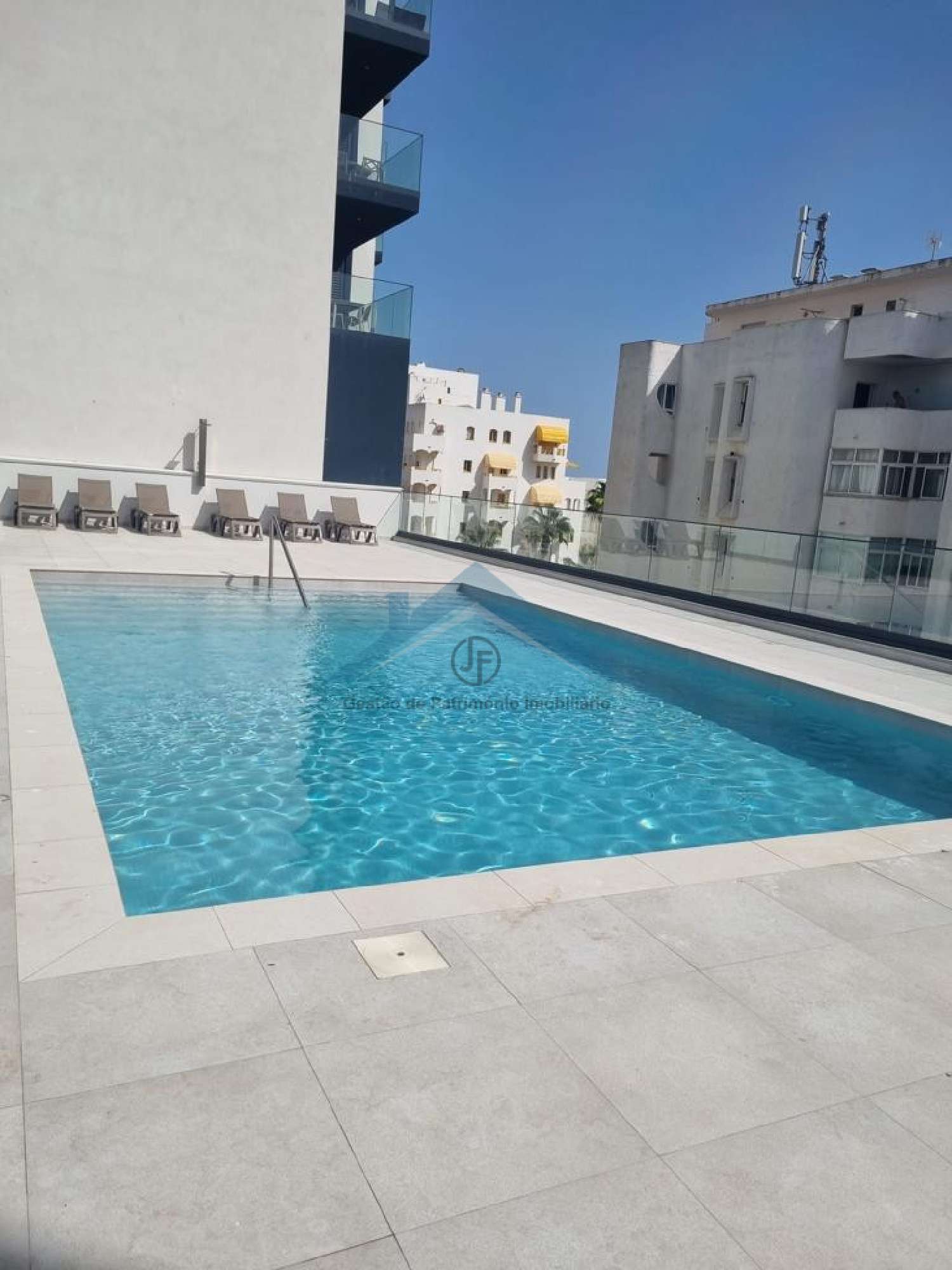 à venda apartamento Quarteira Loulé 2