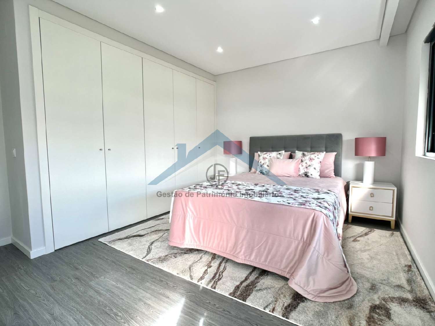  for sale apartment Quelfes Olhão 8