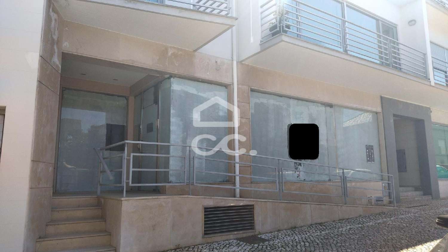  for sale commercial Leiria Leiria 2