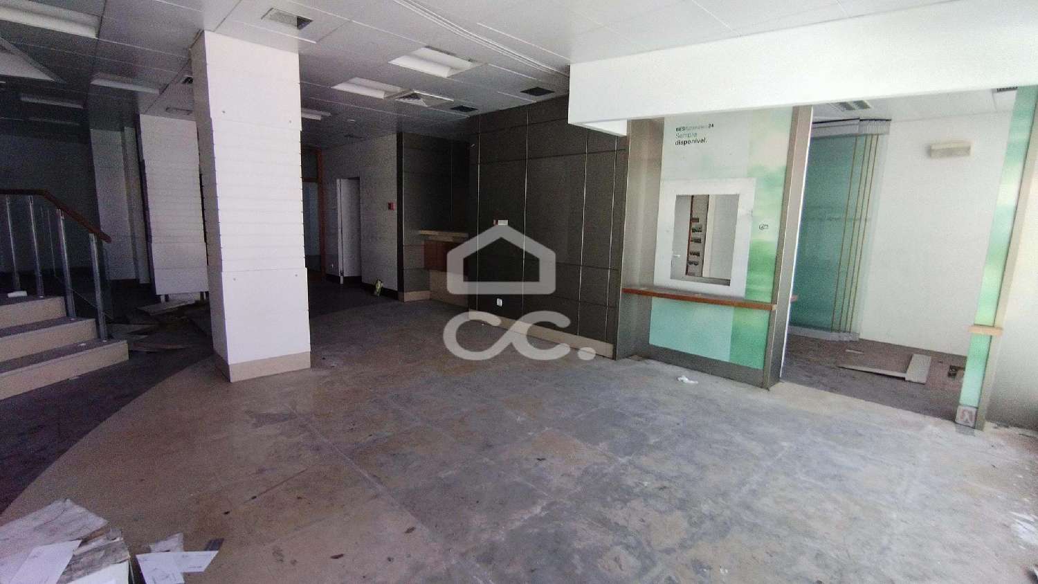  for sale commercial Leiria Leiria 4