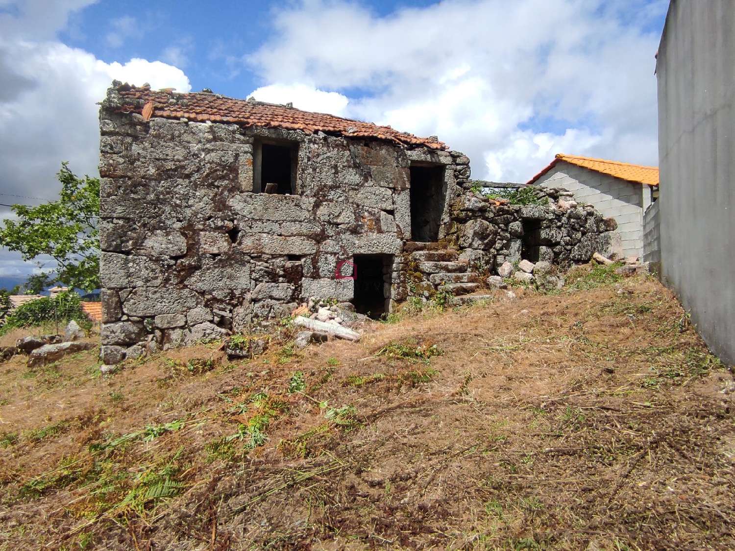  for sale house Carvalhal Castro Daire 1
