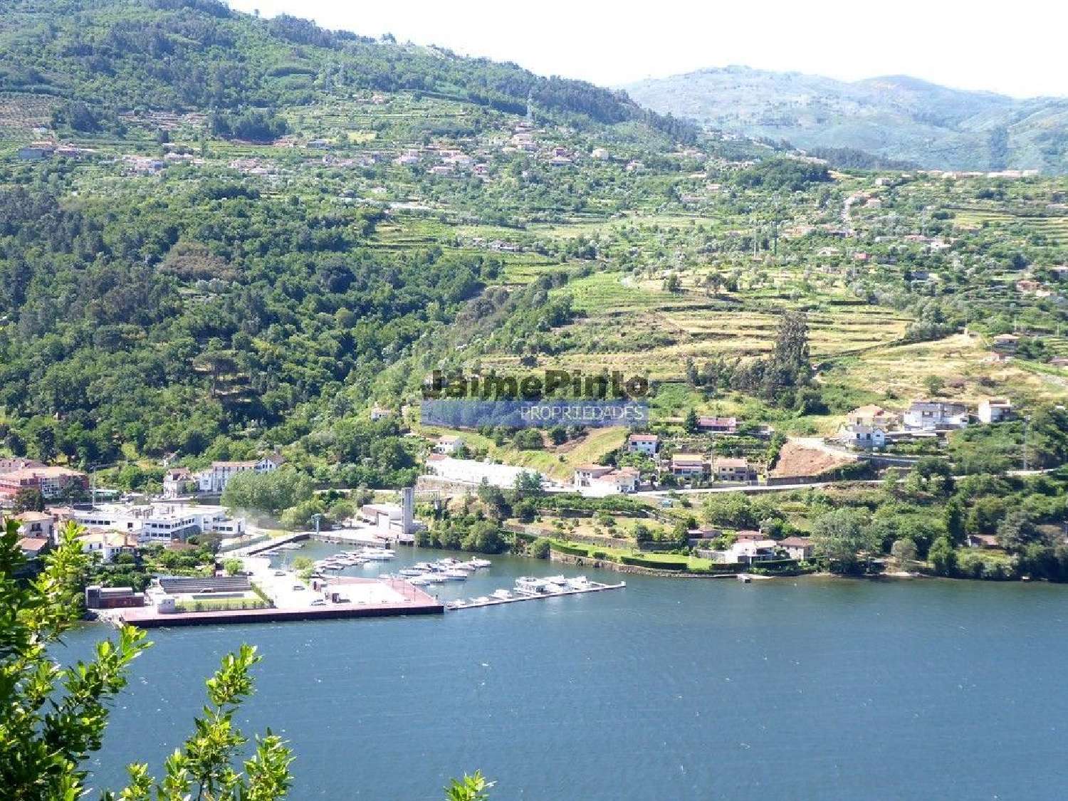  en venta casa Oliveira do Douro Cinfães 1