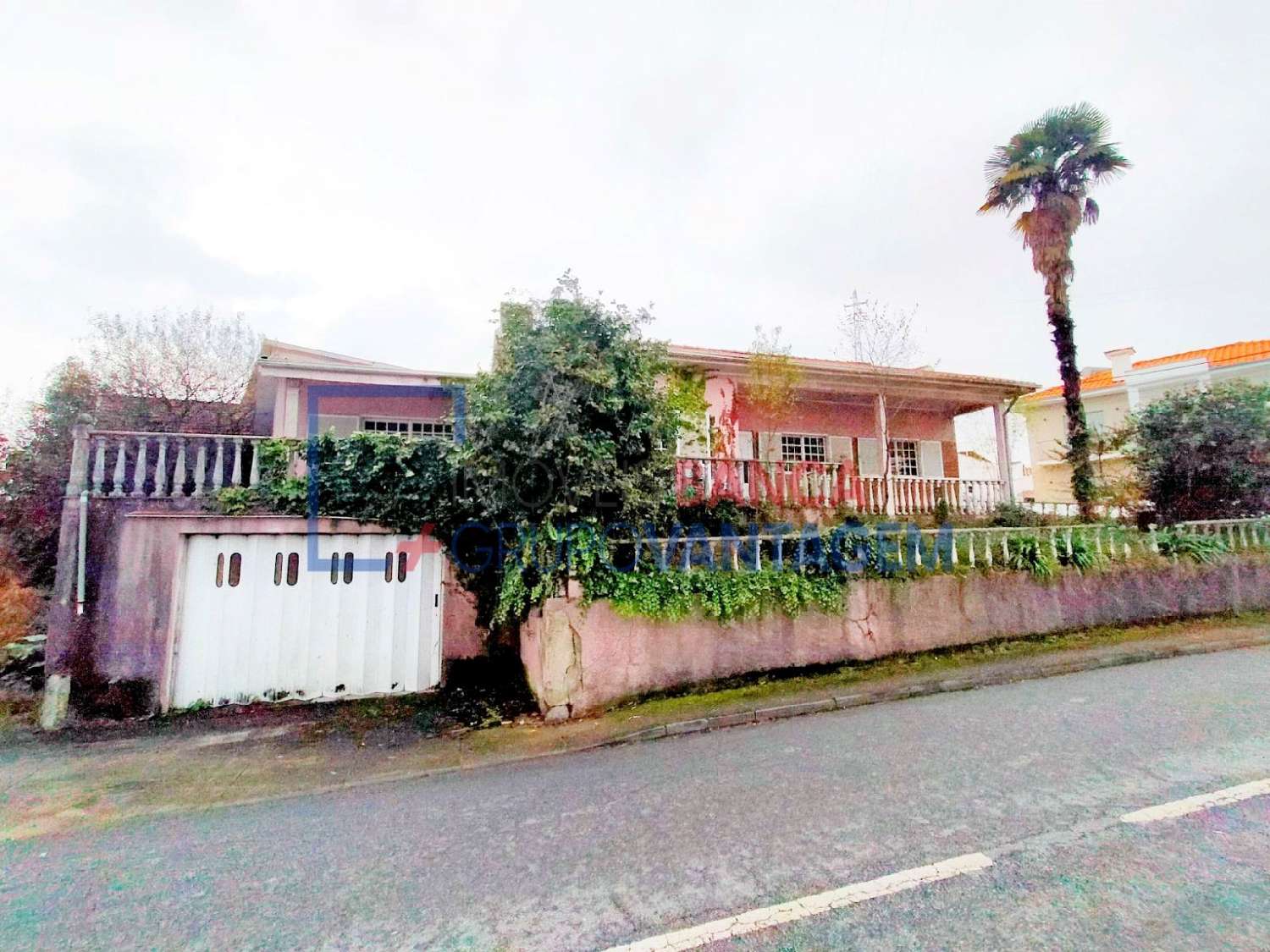  à venda casa Pias Lousada 2