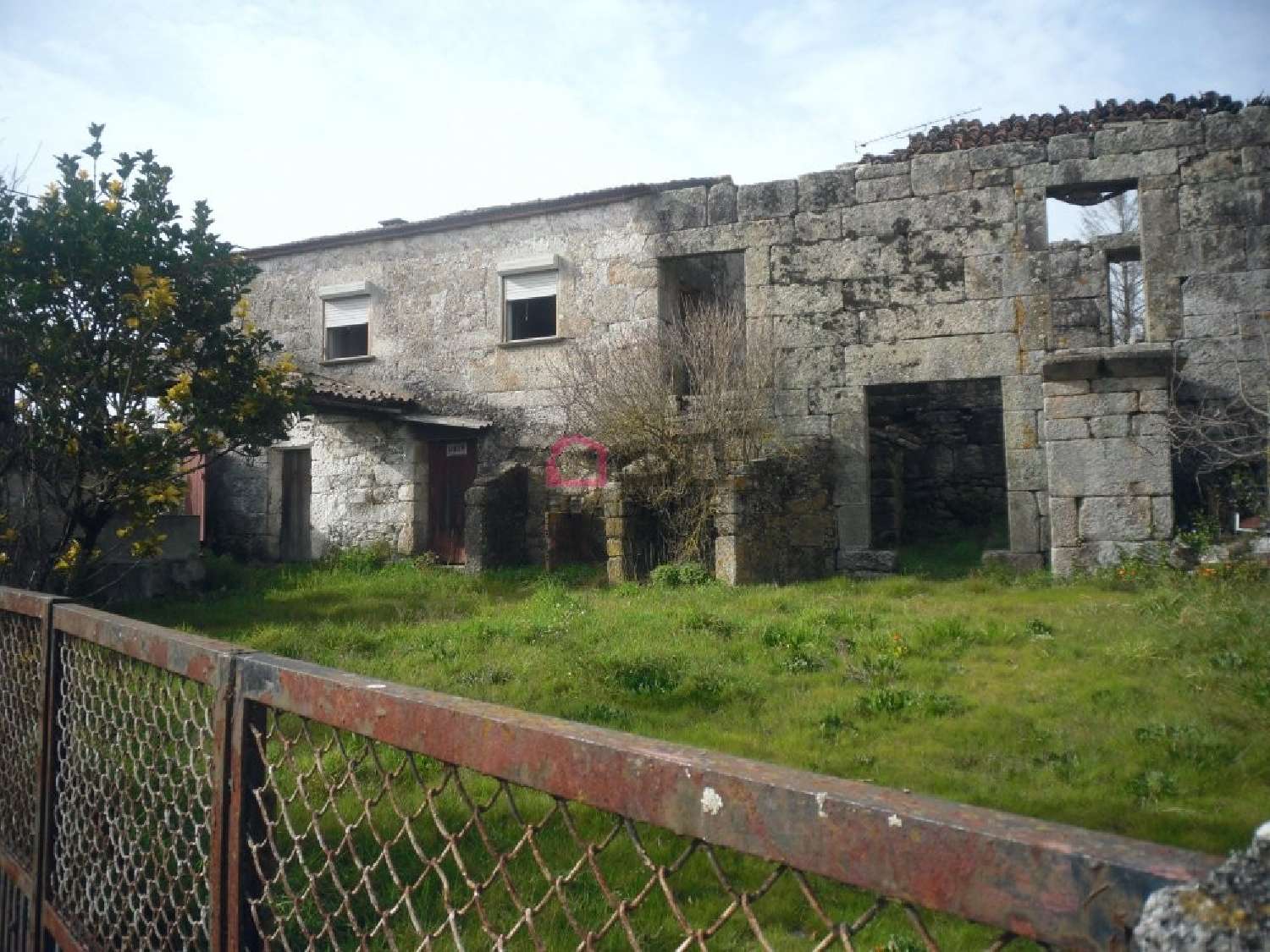 à venda casa Pinheiro Carregal Do Sal 2