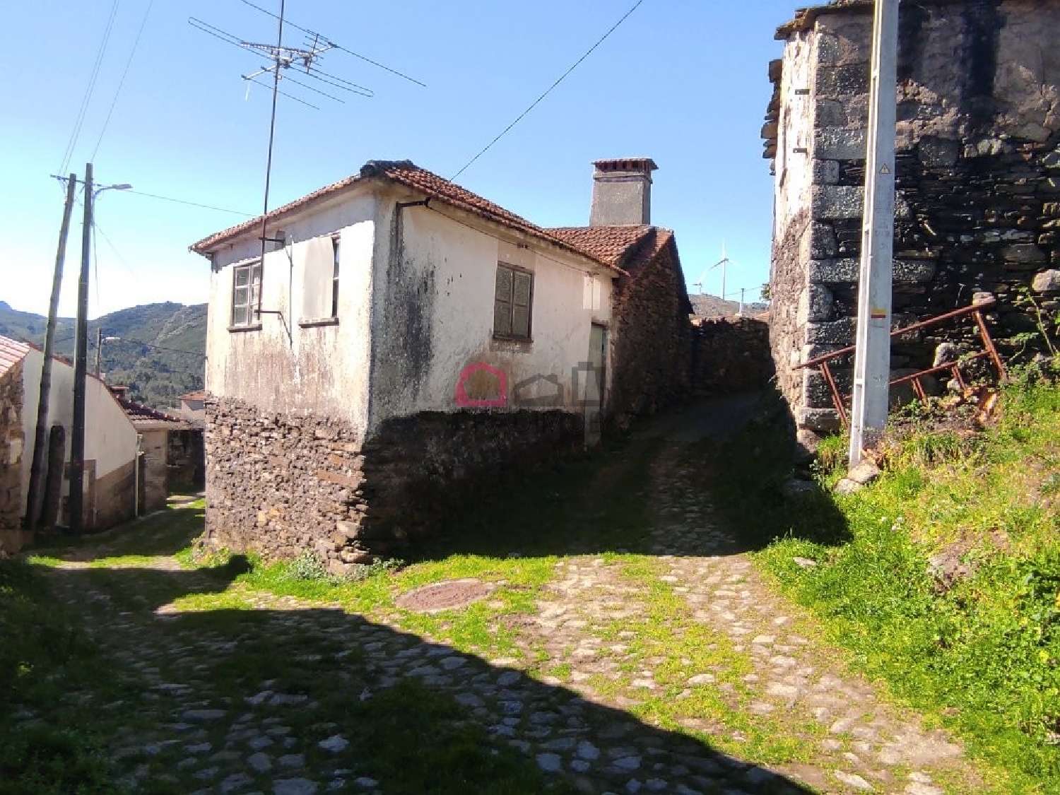  à venda casa Varzielas Oliveira De Frades 1