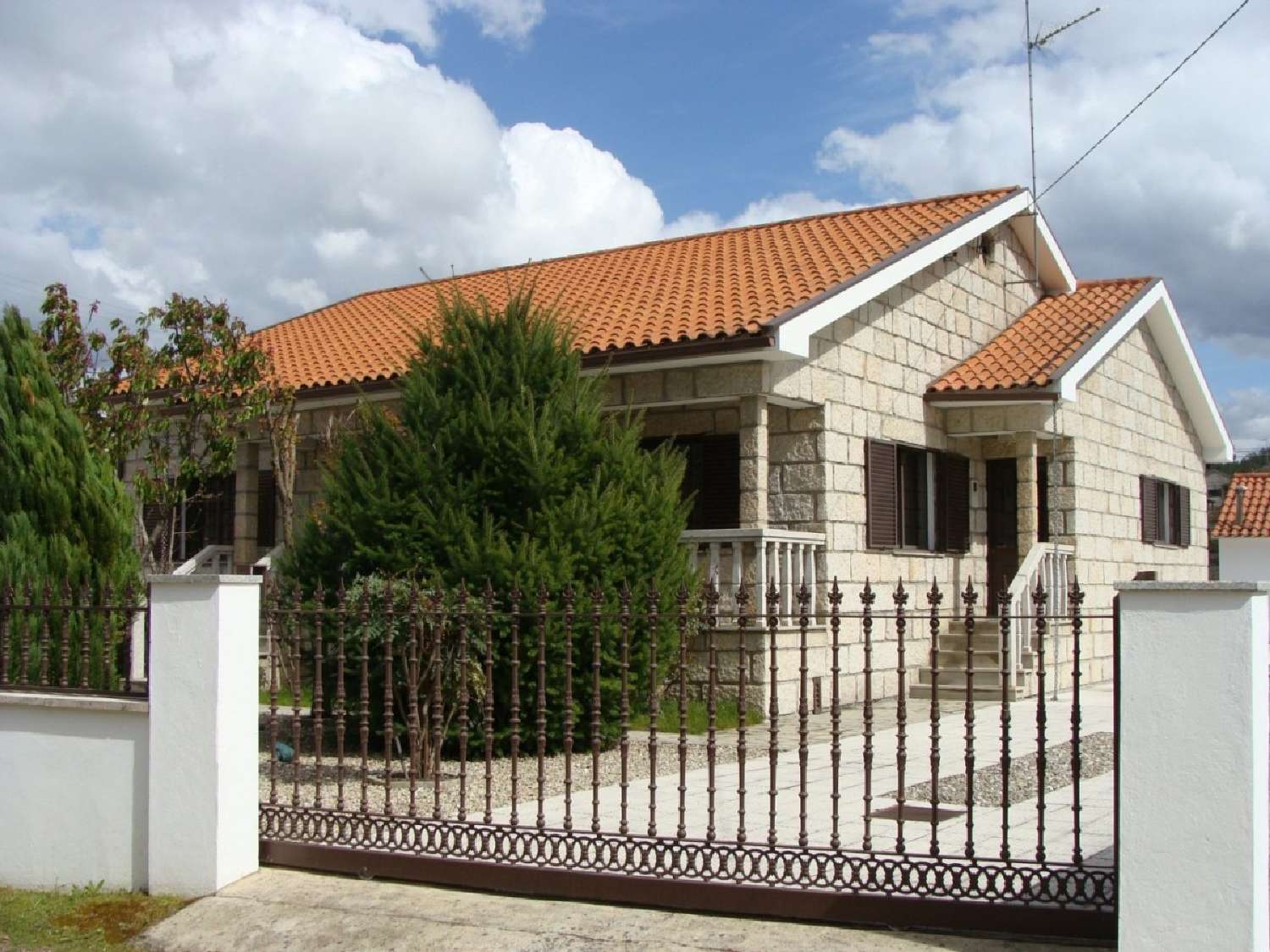  à venda casa Vila Verde da Raia Chaves 1
