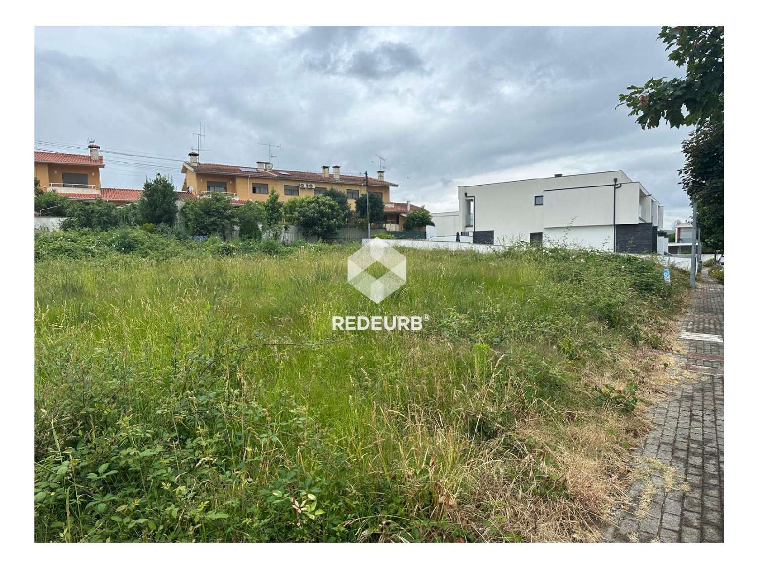 à venda terreno Vila de Prado Vila Verde 1
