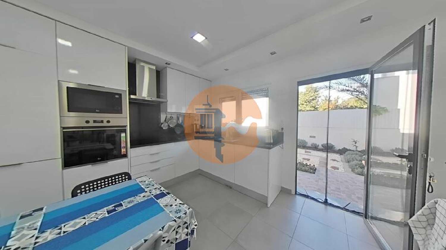  à venda vila Fernão Ferro Seixal 8