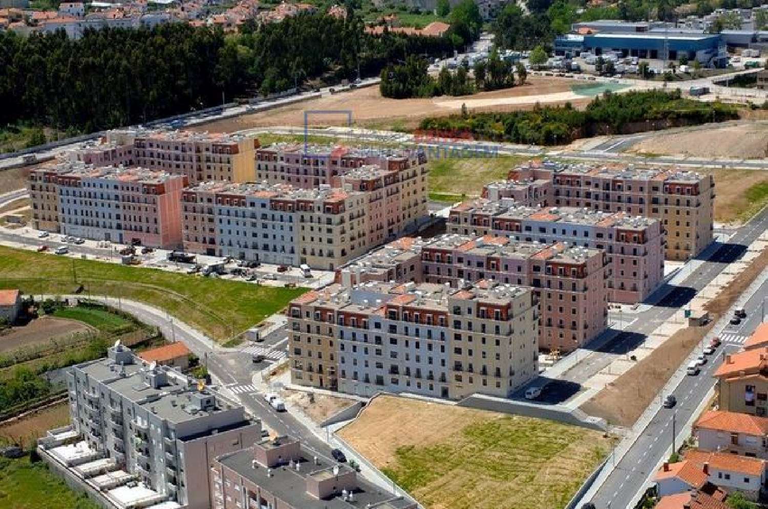  à venda apartamento Oliveira do Douro Cinfães 1