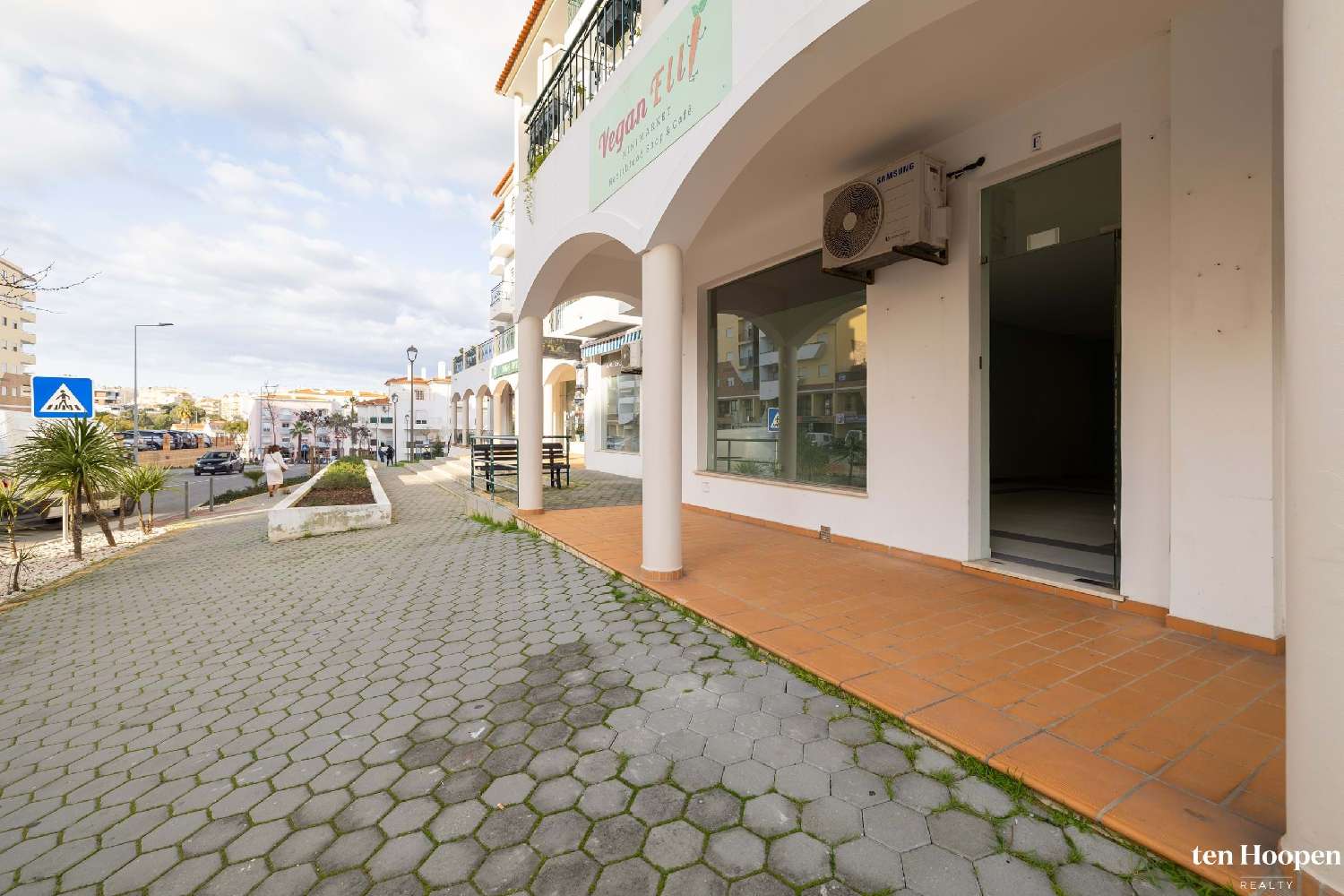  à venda imóveis comerciais Lagos Lagos 8