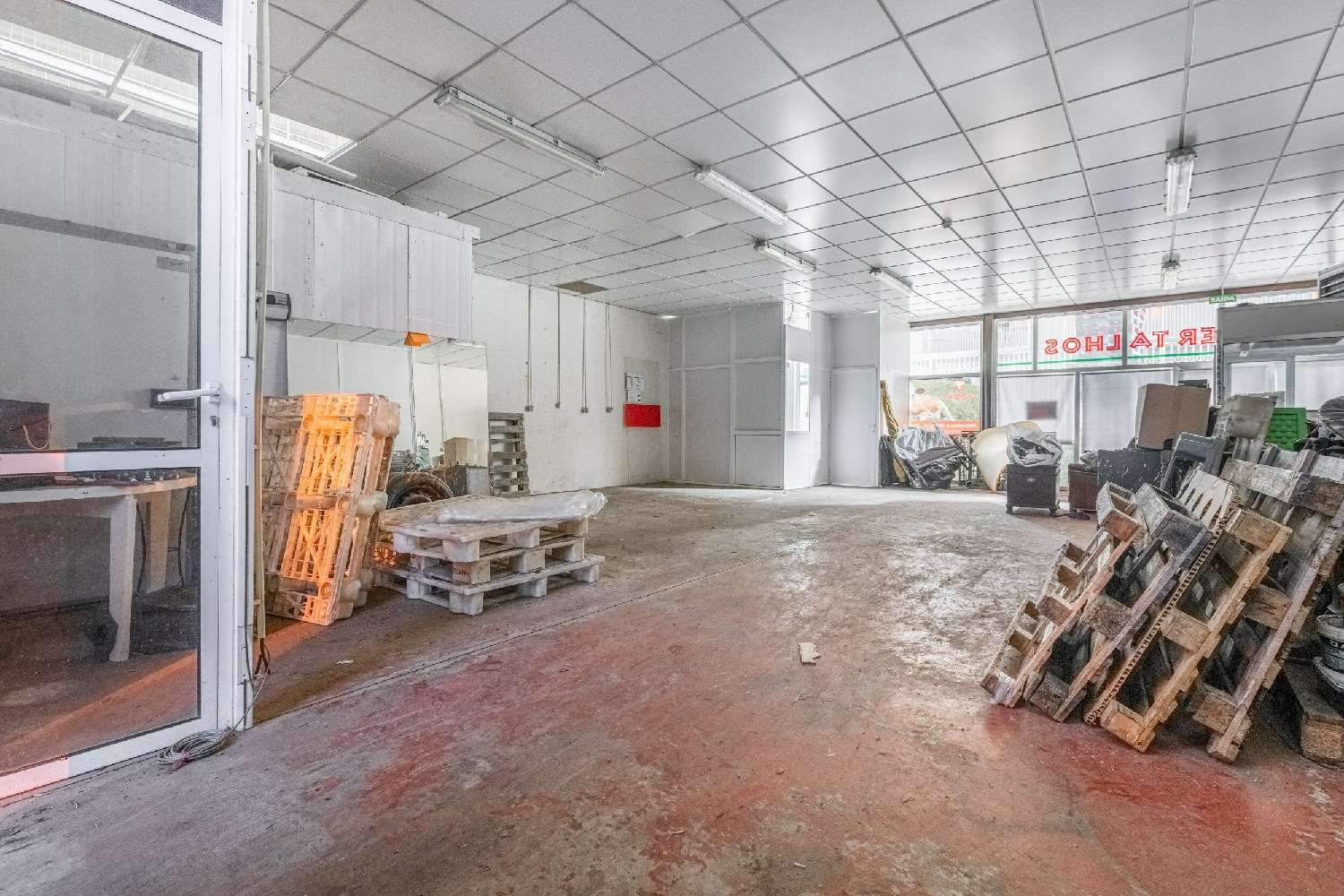  à venda loja Vilarinho das Cambas Vila Nova De Famalicão 6