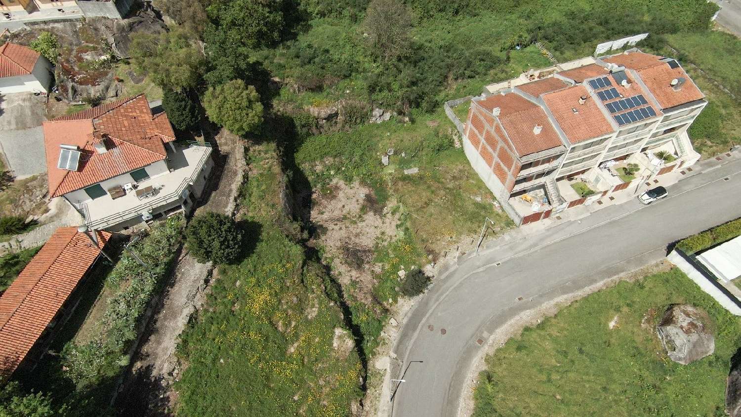  à venda terreno Aveleda Braga 2