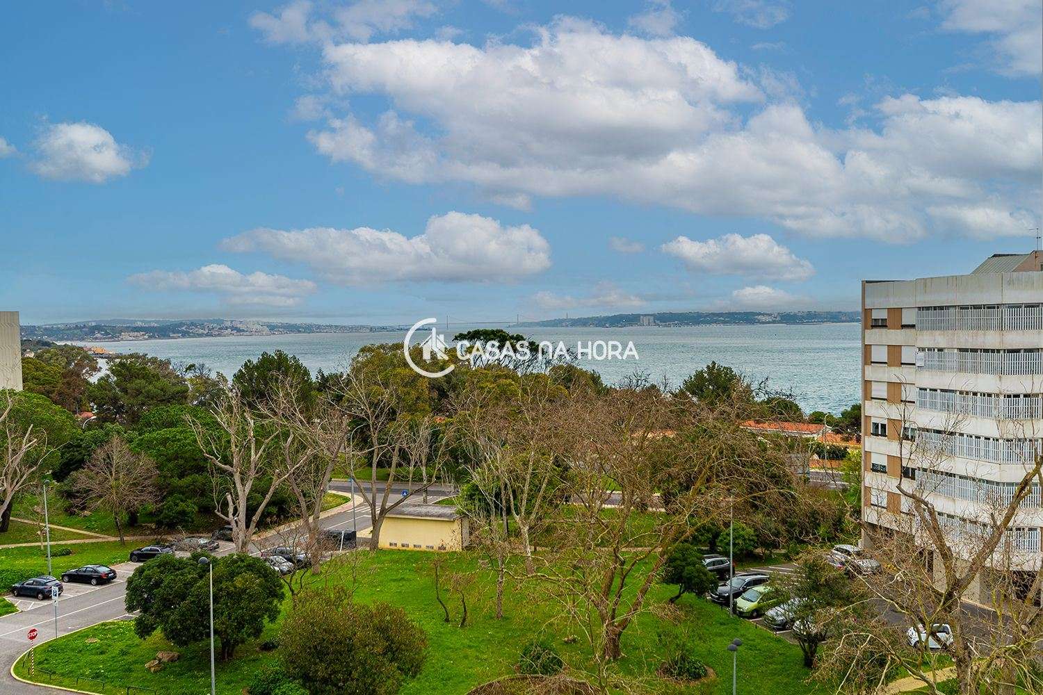  à venda apartamento Laje Oeiras 1